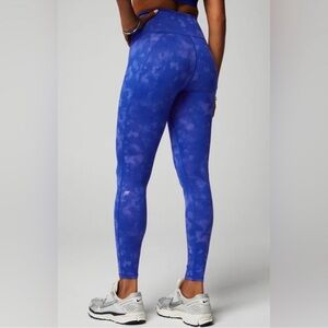 #215. PowerHold by Fabletics High-Waisted Leggings
Admiral Blue Solar Dye
